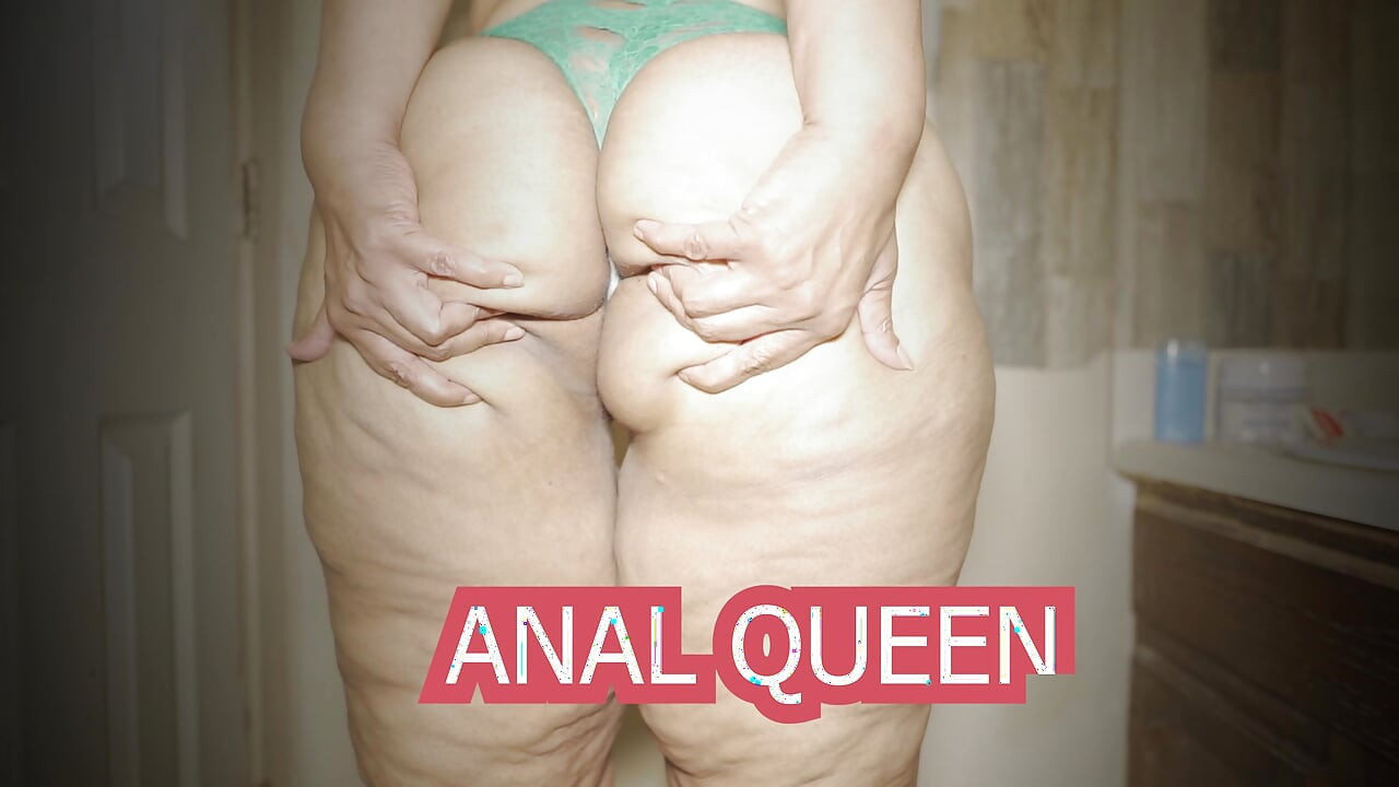 GRAN BOTÍN PHAT CULO ANAL REINA MUESTRA SU CULO FANTÁSTICO
