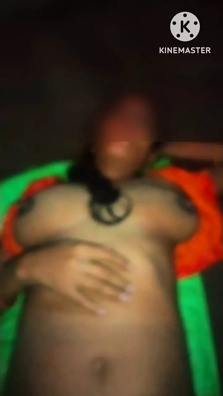 Chudai bhabhi ki hindi rusztikus háziasszony jön be