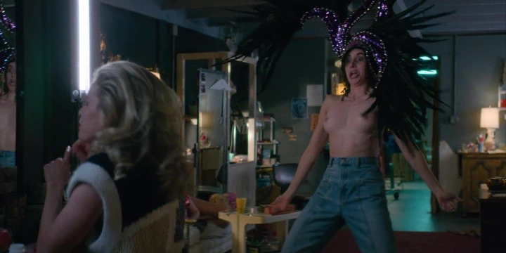Alison Brie, Betty Gilpin - ''GLOW'' s3e03