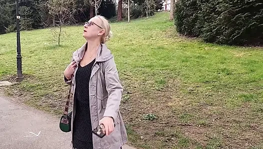 Olgun Sarışın Eş Yürüyüşten Sonra Seksten Keyif Alıyor