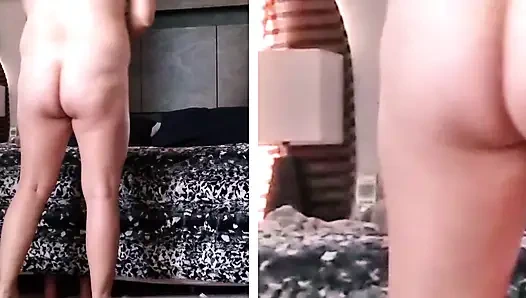 Caress her buttocks, touch her and prepare my girlfriend for sex!