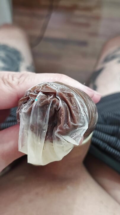 Jag fyllde kondomen med sperma