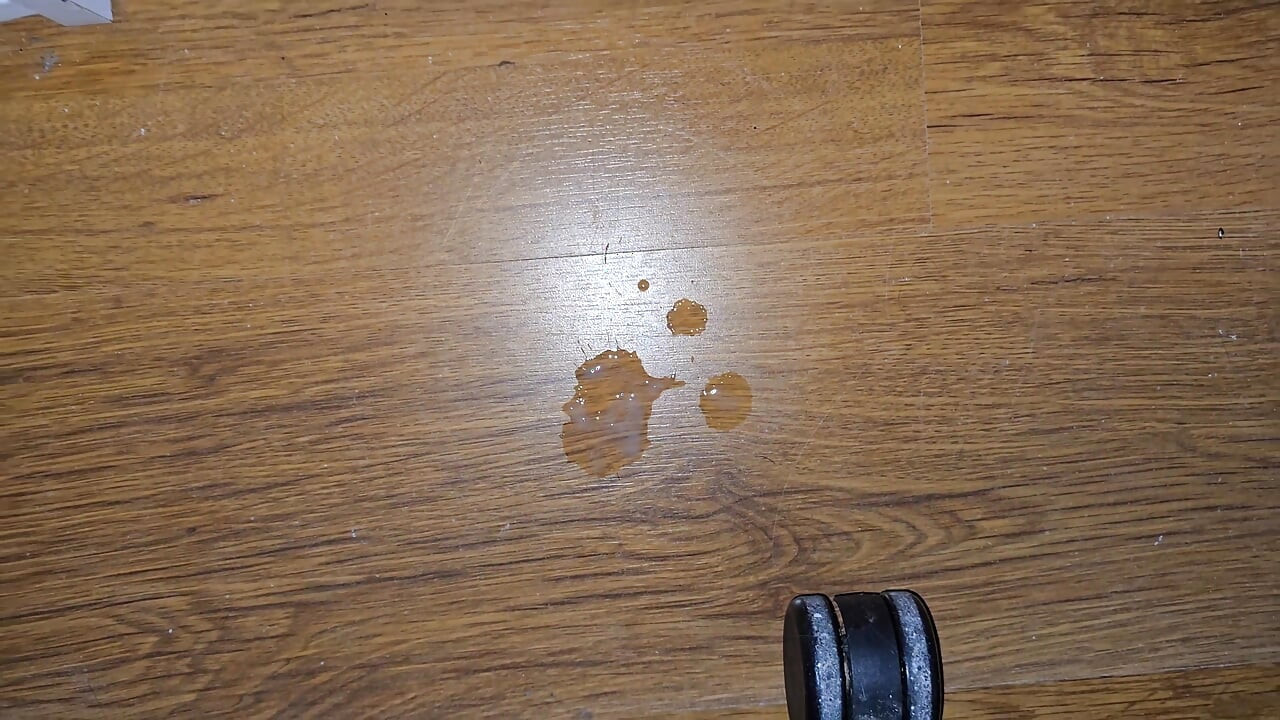 Pov: merekam dengan satu tangan, lagi asik main sama yang lain