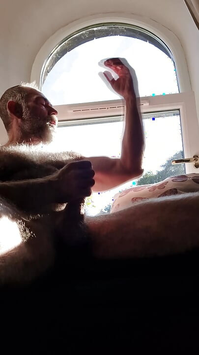 Hairy Muscle Stepdad Jerks off