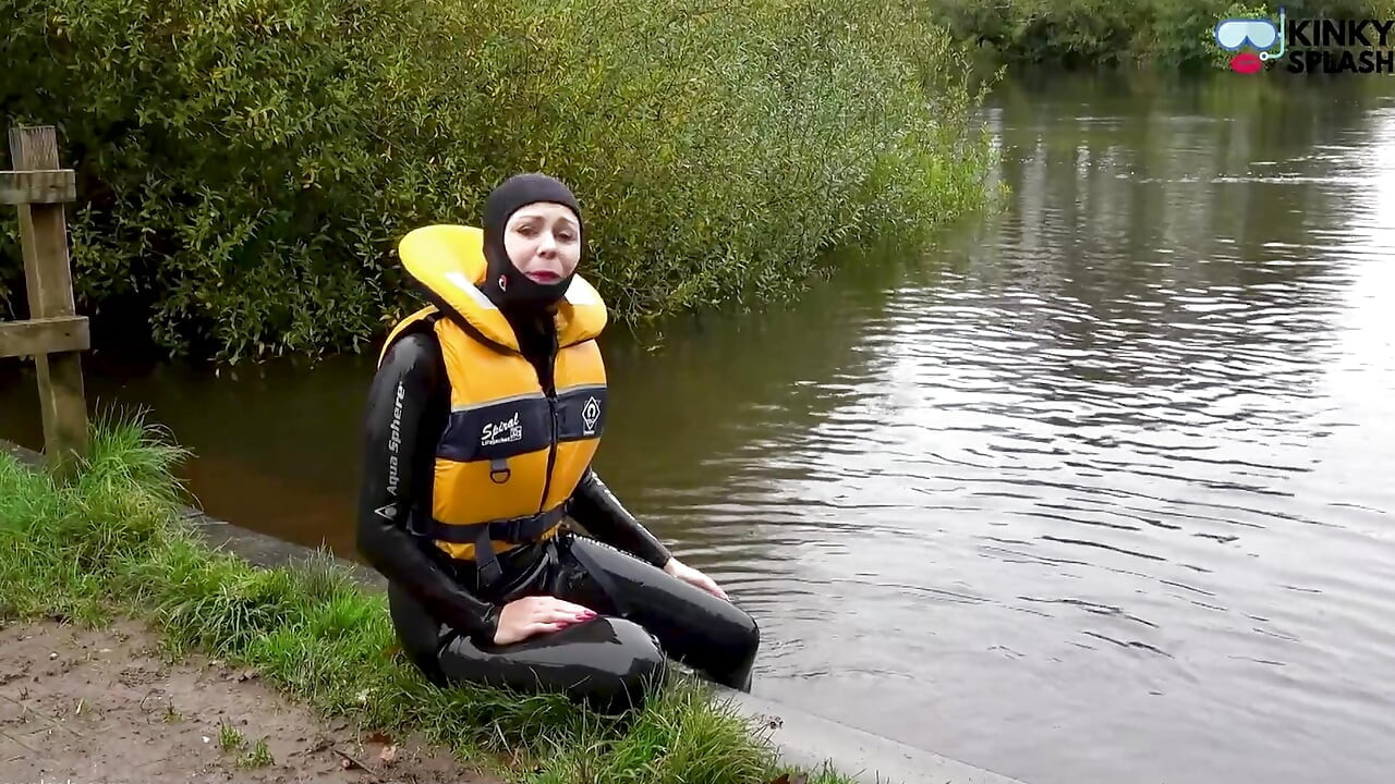 Lifejacket & Cosy Wetsuit Saves Lucy From River Disaster
