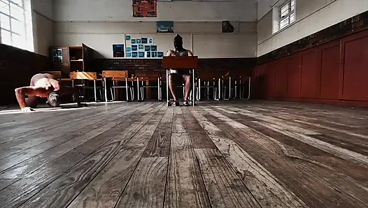 Dominatrix Mistress April - Slave Training Academy