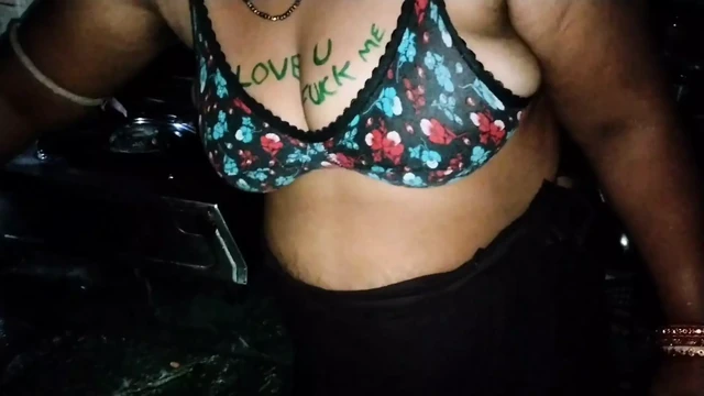 INDIAN VILLAGE HOUSEWIFE (PAYAL)