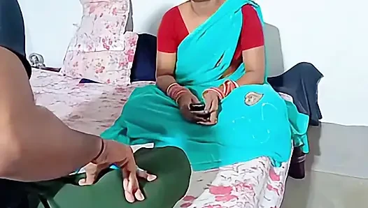 Aku berhubungan seks dengan ibu tiriku hari ini.