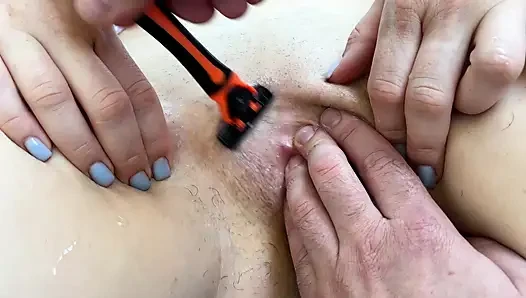 Pussy Shaving. POV.