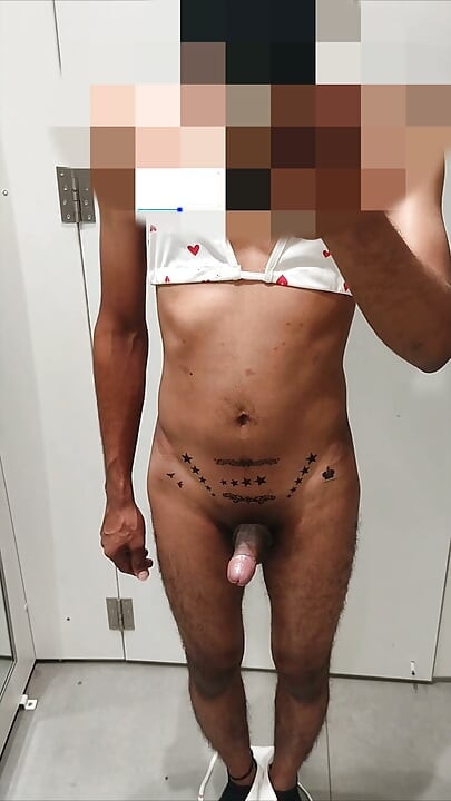Nude at trail room