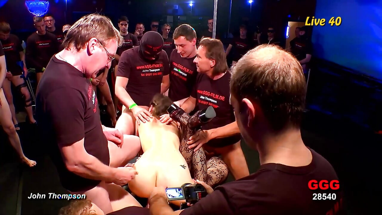 Ggg John Thompson - Elisa Ve Viktoria Wild Canlı Grup Seks Partisi