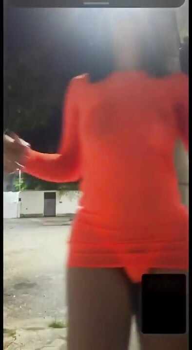 Videollamada en la calle
