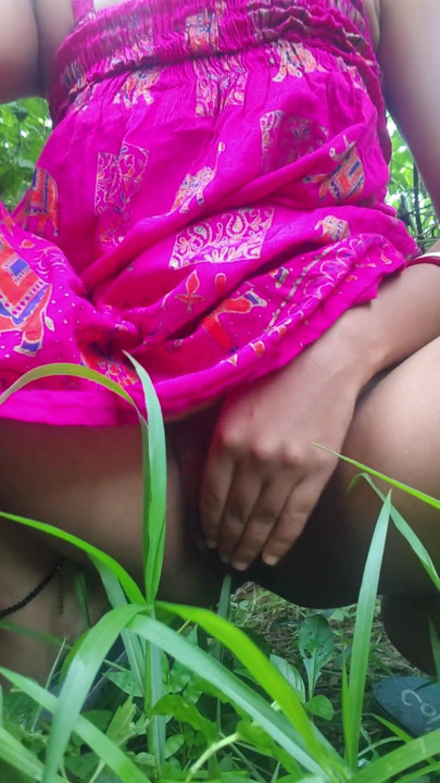 Public place me nude ho gai me | Clip 1