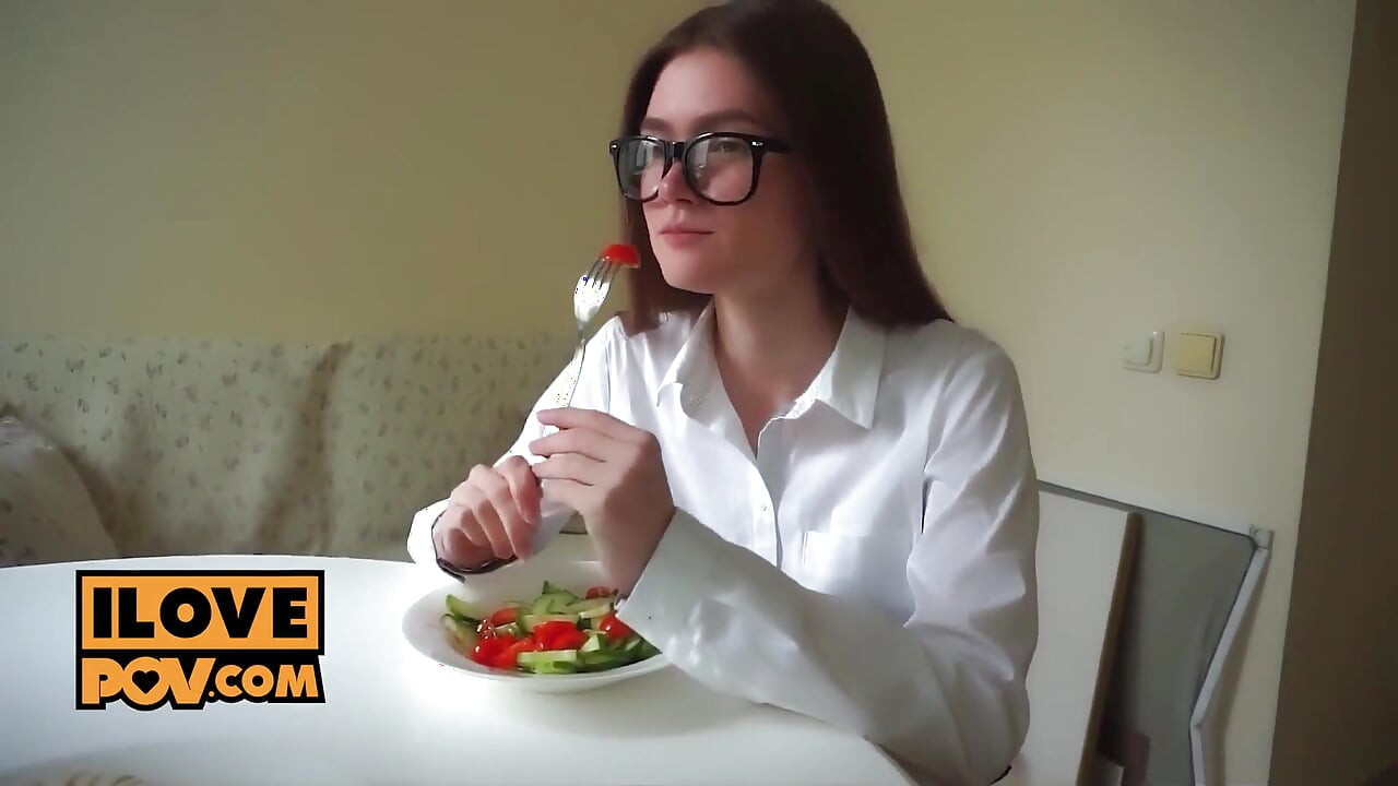 POV - Поглъща хуй дребна приятелка Mirari Hub