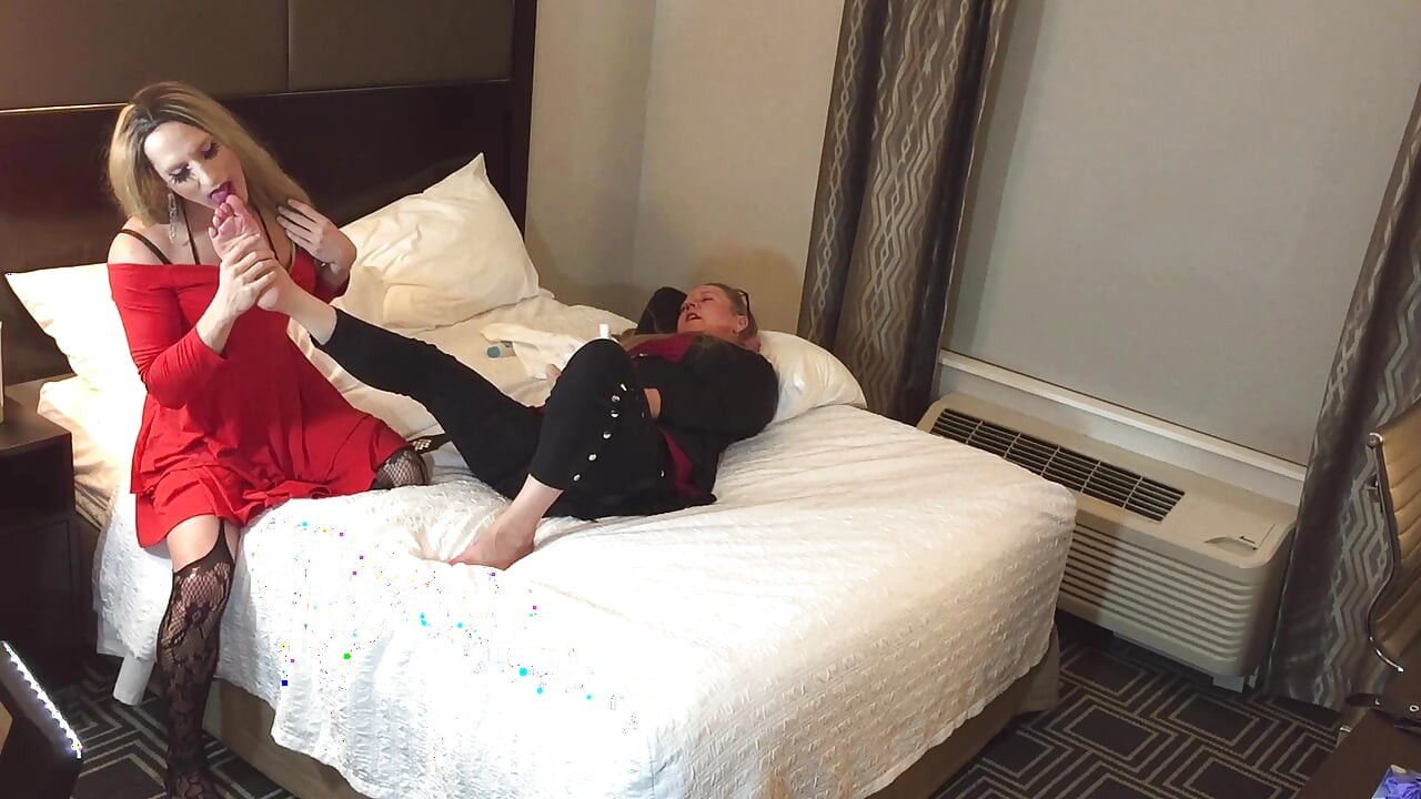 Guy Feminized and Fucked by Roommate (full Movie)