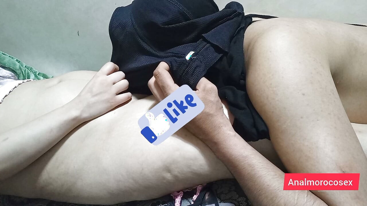 I am 20 years old and I have a master's degree in sex with an older man. I want a big penis that hurts me.