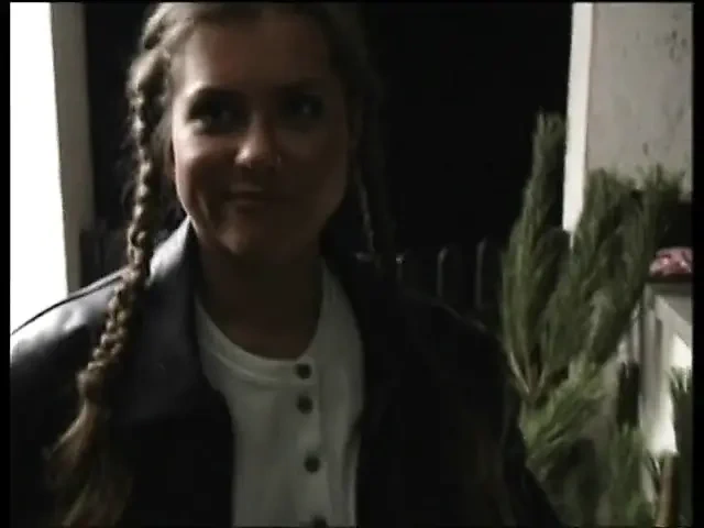 She gets more horny when he puts blindfold on her eyes