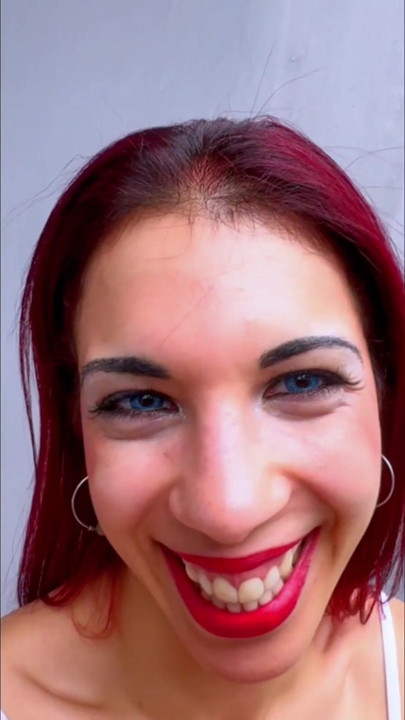 Im a very real redhead girl who live big cocks