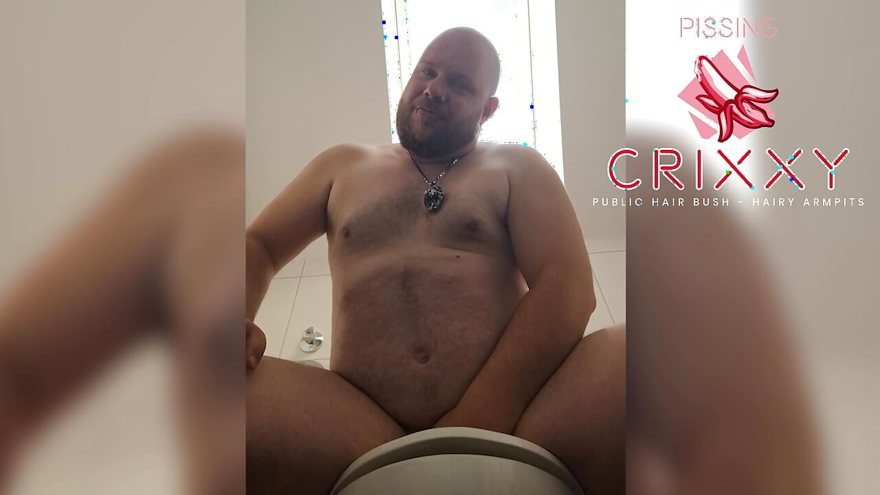 Extremely hairy, chubby, and filthy: Cri33Y's XXL piss compilation