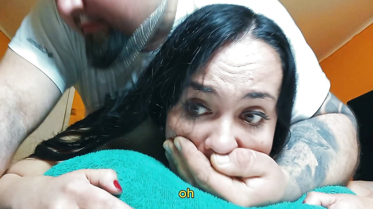 Üvey babamdan masajdan sonra ağrılı anal seks