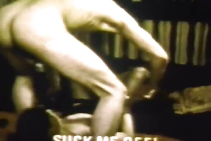 Green-tinted Cum Guzzlers Drain Studs in Retro 9-minute Orgy