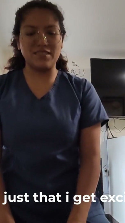 I called a kinesiologist to come and give me sexual massages, she accepted very gladly because she received milk as a tip | Clip 1