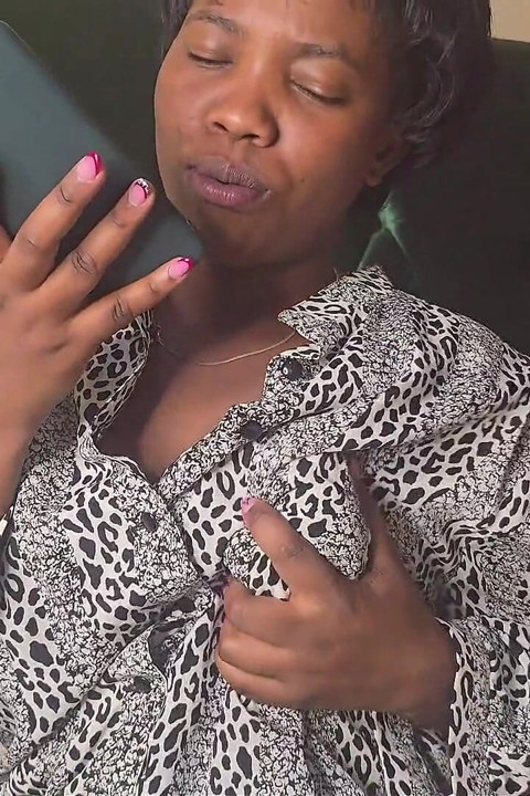 Delicious Pussy of Single Mom She Have Small Sized Pussy