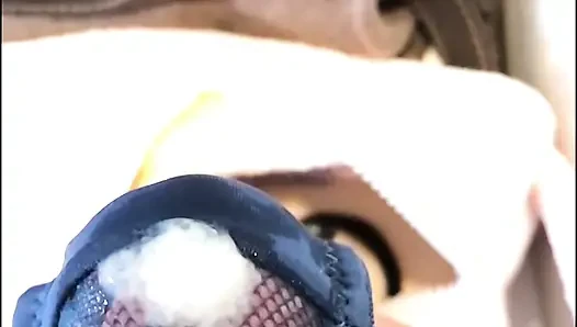 Evli kadın bir video gönderdi ve külotunda boşalmasını istedi