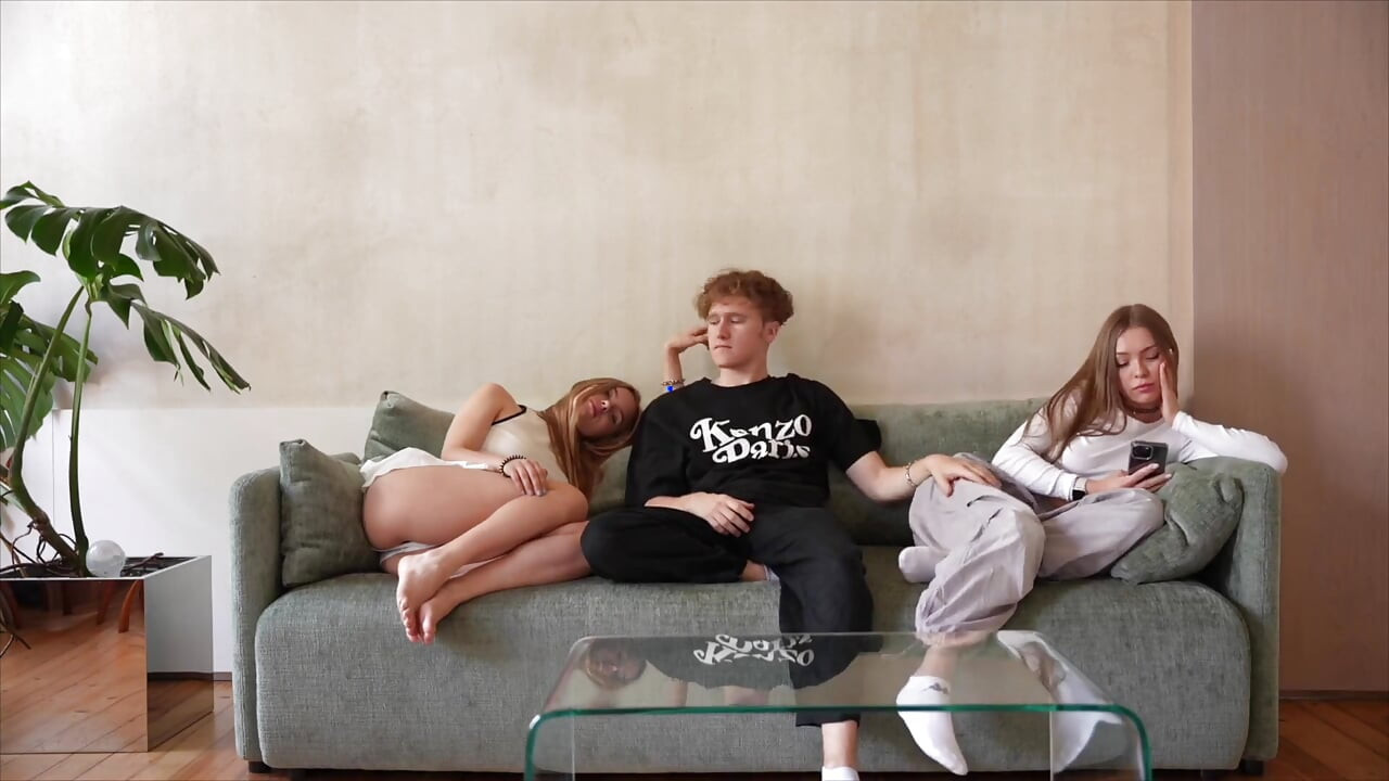 I Fucked My Best Friend's Boyfriend - Netflix Documentary Was Too Boring!