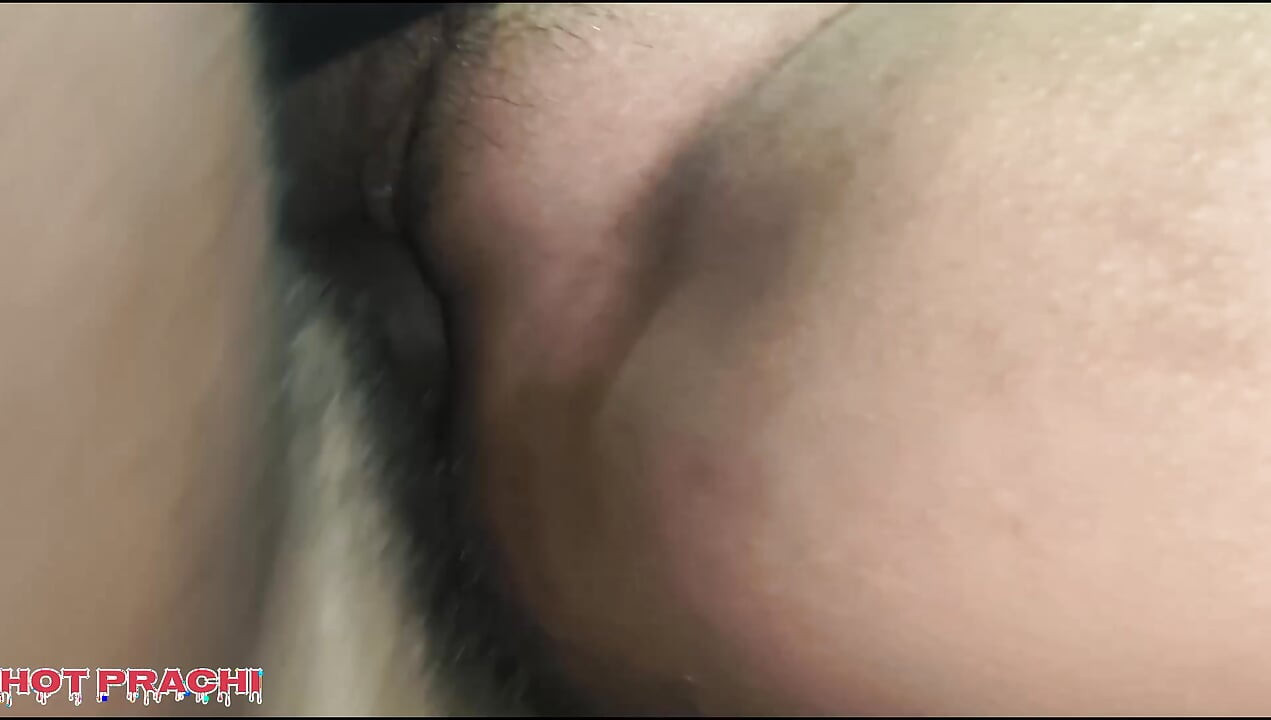 Indiana Estudante 18+ fode sua linda escola crush, show romântico de peitos e foda apertada da buceta hindi audio xxx