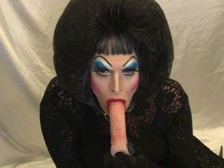 Drag queen slut inicia la webcam con un maestro!