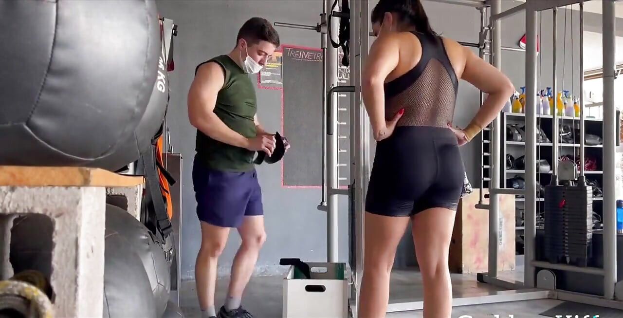 Kiffa halusi seksiä personal trainerilta
