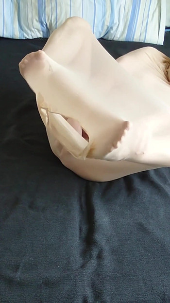 Carmen Nylonjunge Is on Nylon Encasement