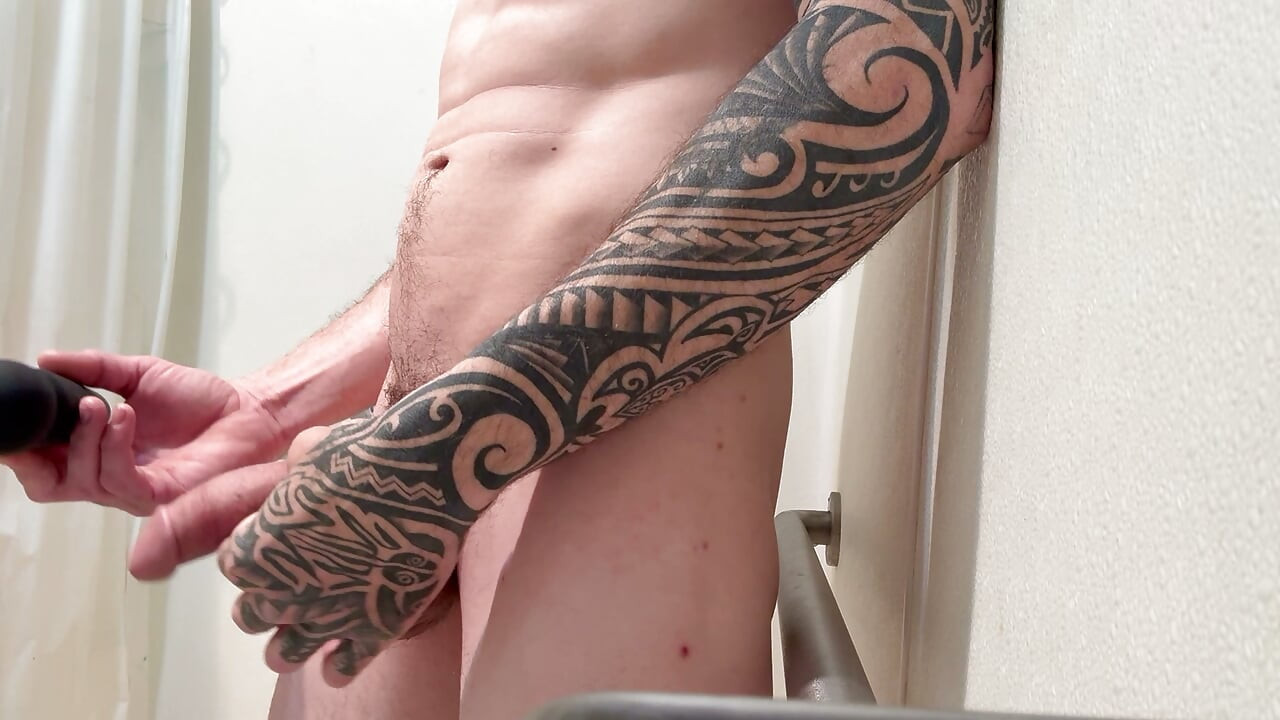 Hard cock and cum!!