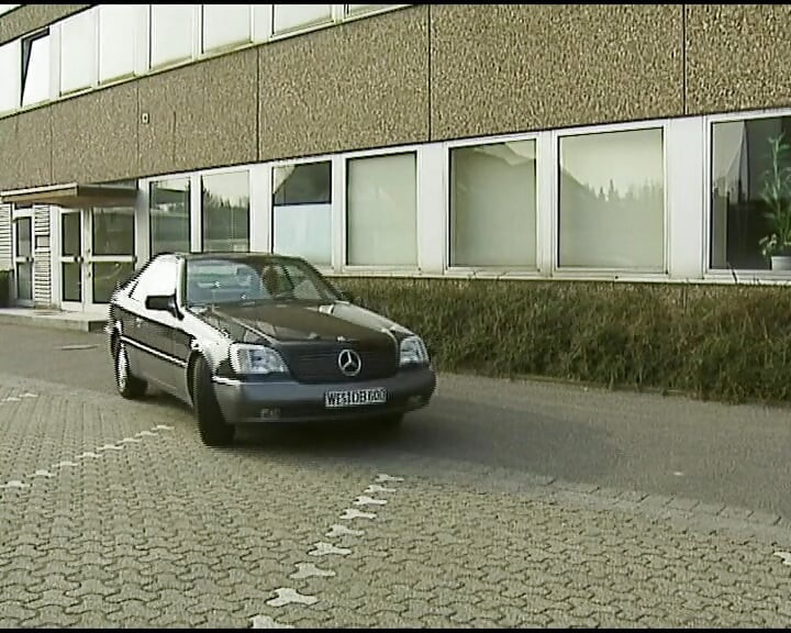 Sexy Duitse babes die genieten van pikken in konten