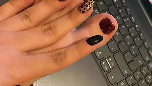 Ecem Hotoglu - Lina Su Ozgen