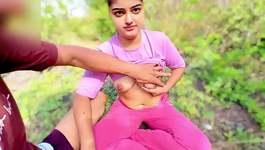 Beautyfull Sali kayınbiraderi dağlarda ilk kez xxx sıkı amcık sikişi seks videosu