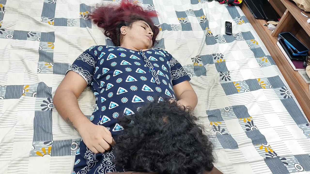 Pussy kiss with feet lick romance by desi couples