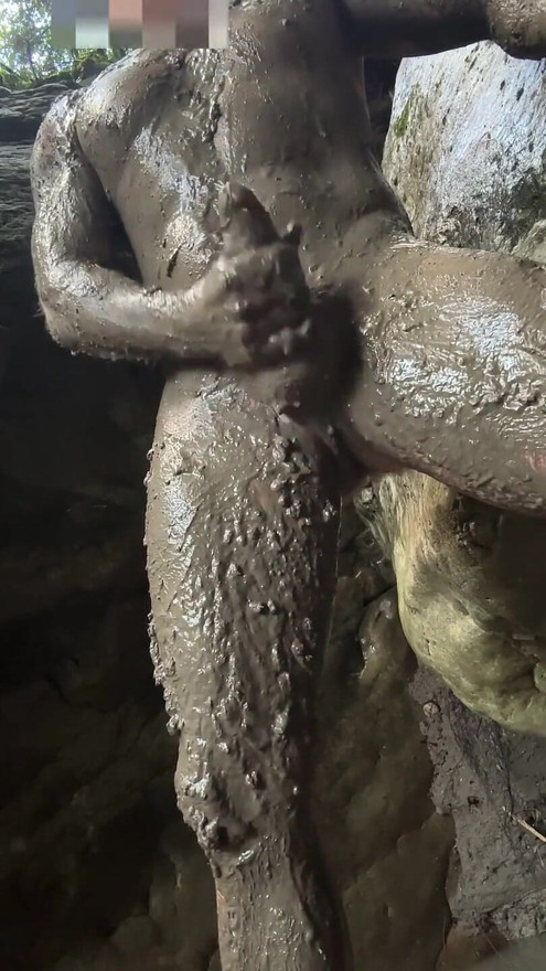 Playing Dirty in the Mud