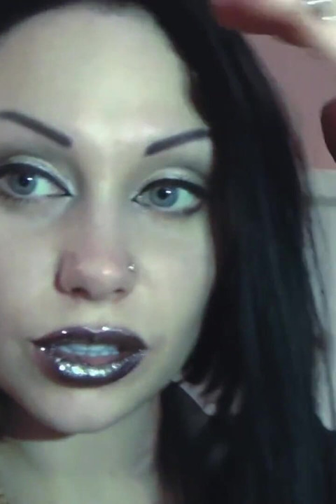 New metal lipstick worship