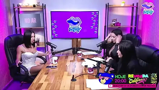 Podcast Revoada - Beatriz Miuky