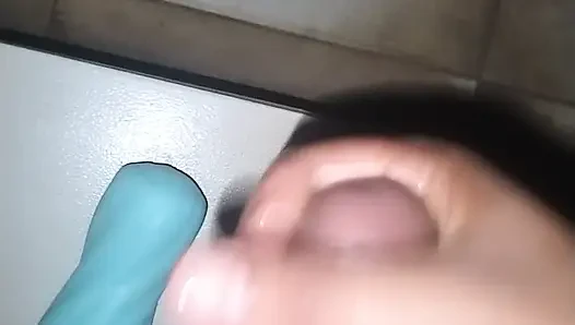 Bugün kayganlaştırıcılarla masterbasyon