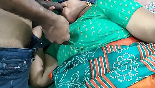 Step Sister and I Were Relaxing on the Bed When He Was Shocked to Think That I Suddenly Wanted to Have Sex with Him.