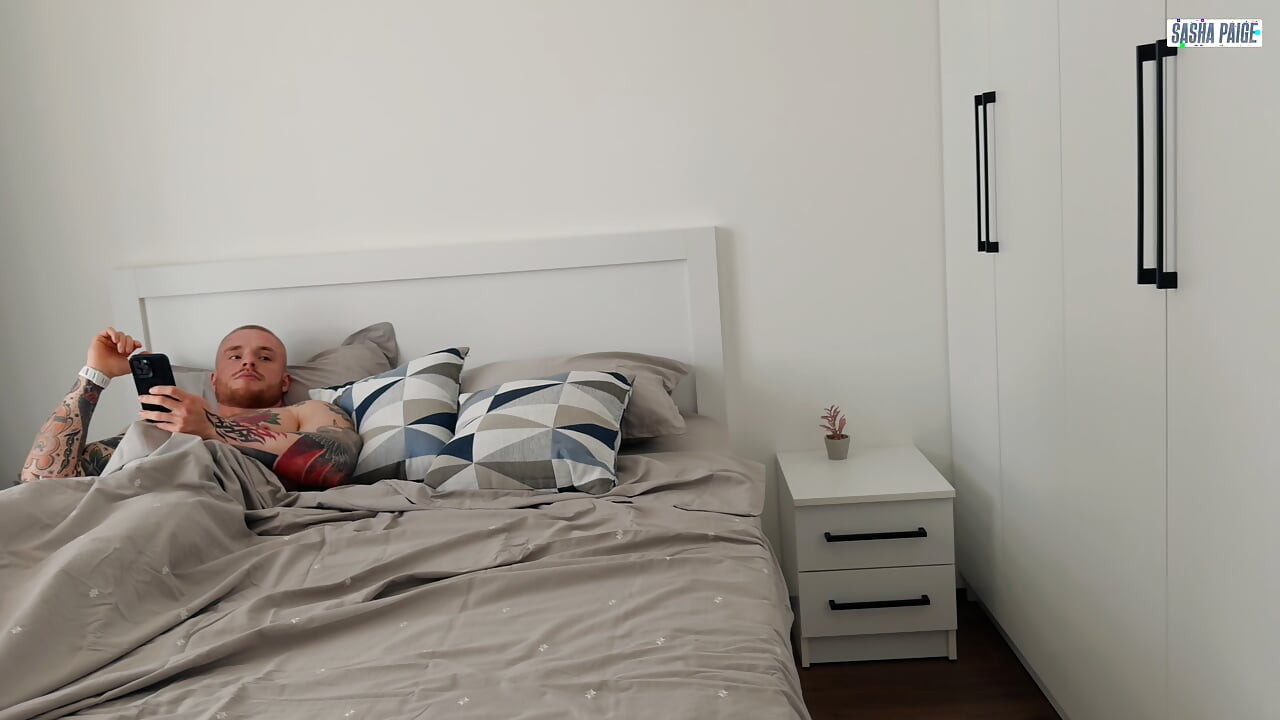 Dirty Tiny Sluts on Porn Set! Sasha Paige, Milka Way & Sam Garro - Threesome Fuck! Behind the Scenes!