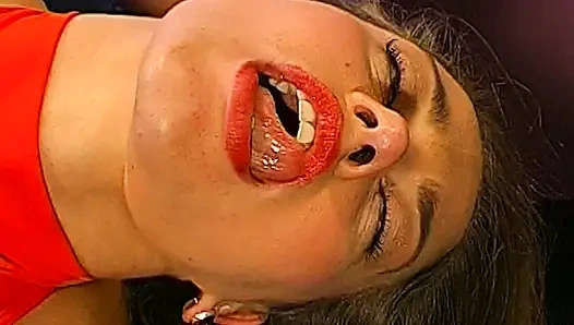 Ggg John Thompson Shows Horny Women with Hot Assholes