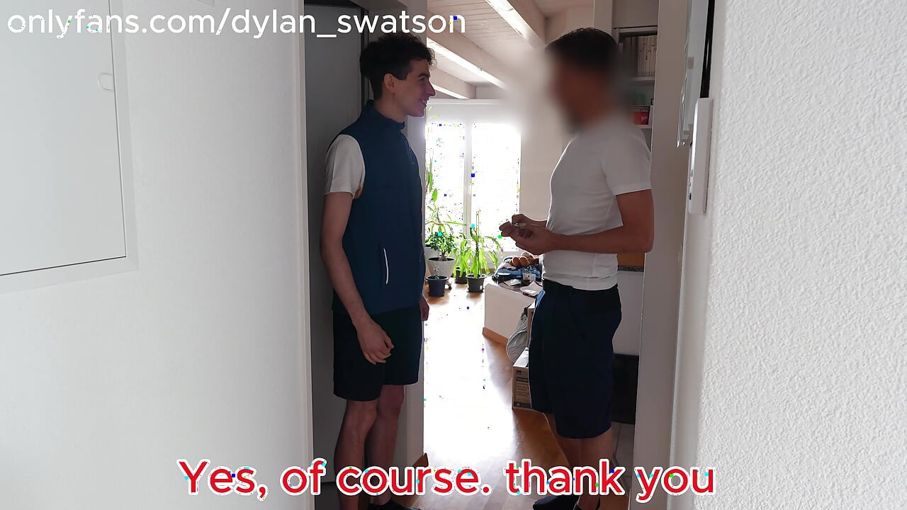 Straight delivery boy gets fucked and blown for tipping