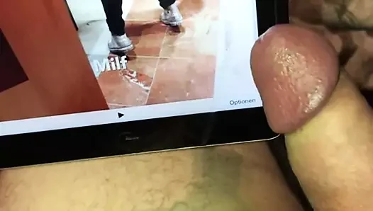 Boşalmak için sıcak milf