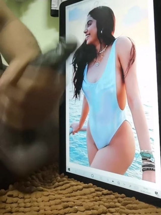 Janhvi Kapoor erg heet sperma eerbetoon