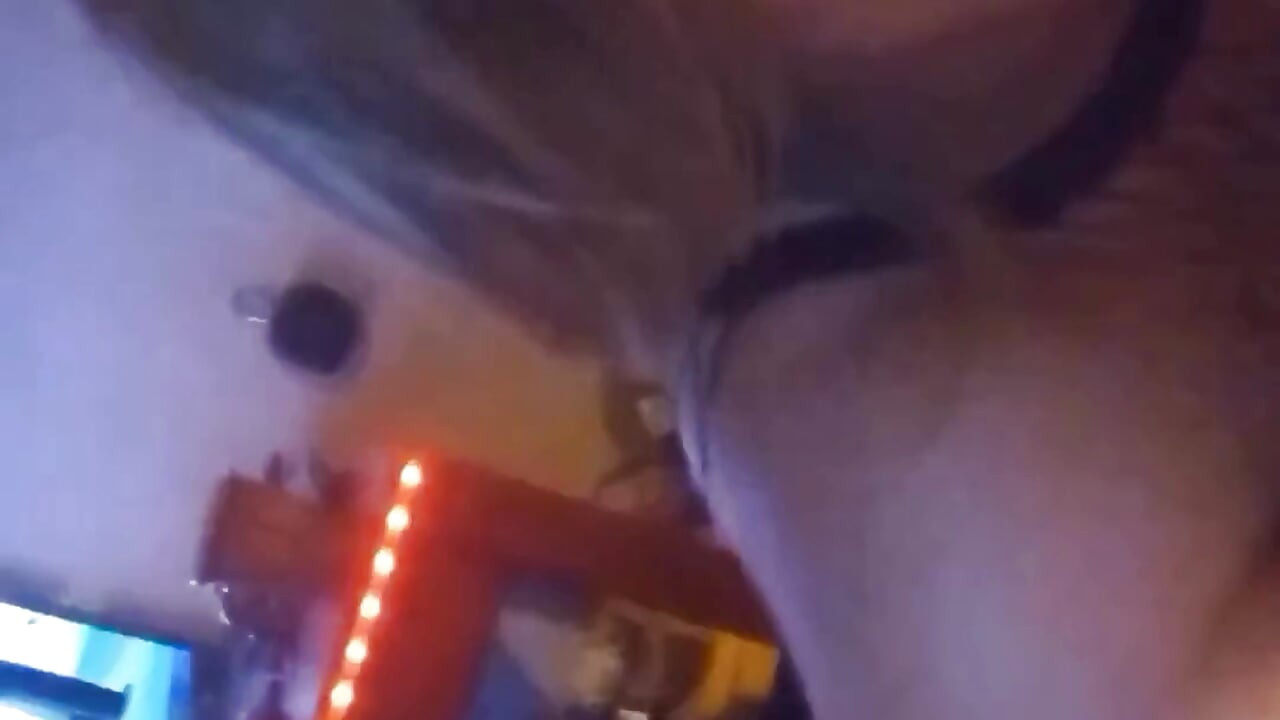 POV フィッシュネットフェラ アマチュアディープスロート ファンタジー セクシーなフィッシュネット オーラル視点 フェラチオ、オーラルシシー モリー・ジェイドが激しい視点フェラチオ