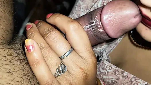 Setelah suhagraat pertama kali mengisap pennis panjang memuaskan suaminya